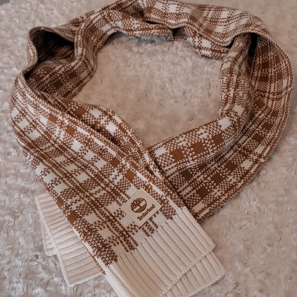 New Timberland Brown Plaid Scarf
